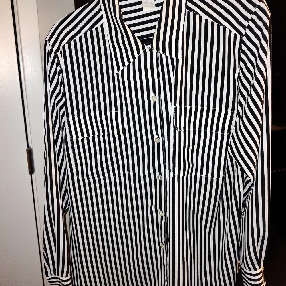 Blouse - Picture 5 of 6